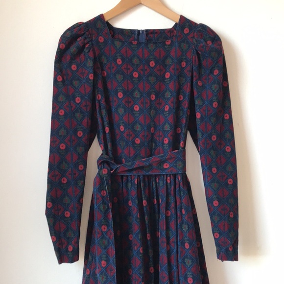Laura Ashley Vintage Diamond/Floral Corduroy Dress Navy/Red/Green w/Belt Sz US 8 - Picture 8 of 17